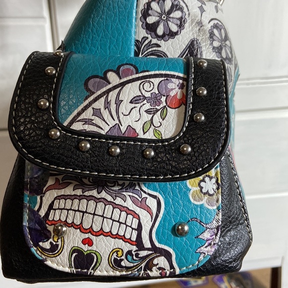 Concealed Carry Sugar Skull Purse - Picture 5 of 16